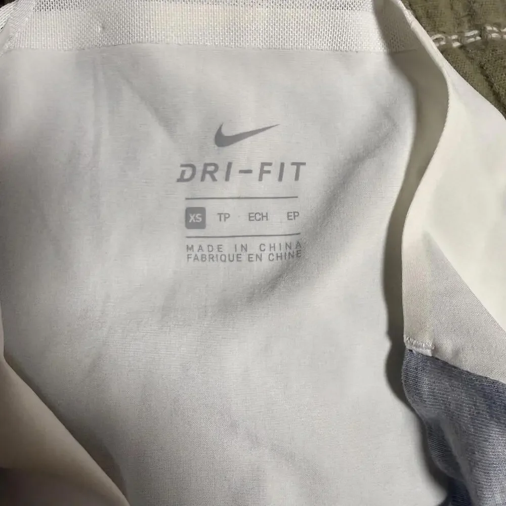 NIKE Dryfit Loose fit White/Grey racer back light weight training top. SZ XS - Picture 7 of 7